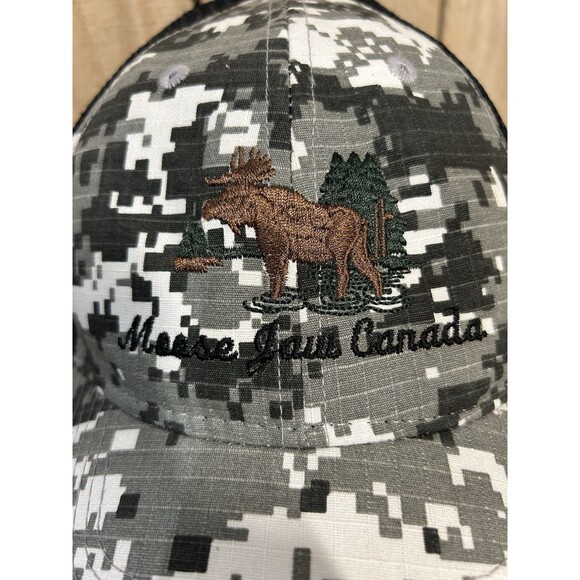 Moose Jaw Canada Digital Pixel Camo Snapback Hat/Cap Black Gray White - Picture 2 of 12
